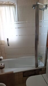 reparación mampara bañera Madrid